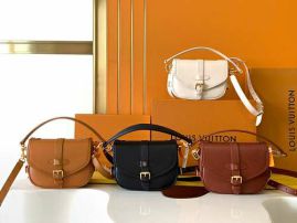 Picture of LV Lady Handbags _SKUfw154192875fw